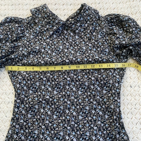 💮🩶🖤FREE PEOPLE MINI DRESS / THREE- QUARTER PUFF SLEEVES/ DARK FLORAL 🖤🩶👗 - Picture 8 of 15